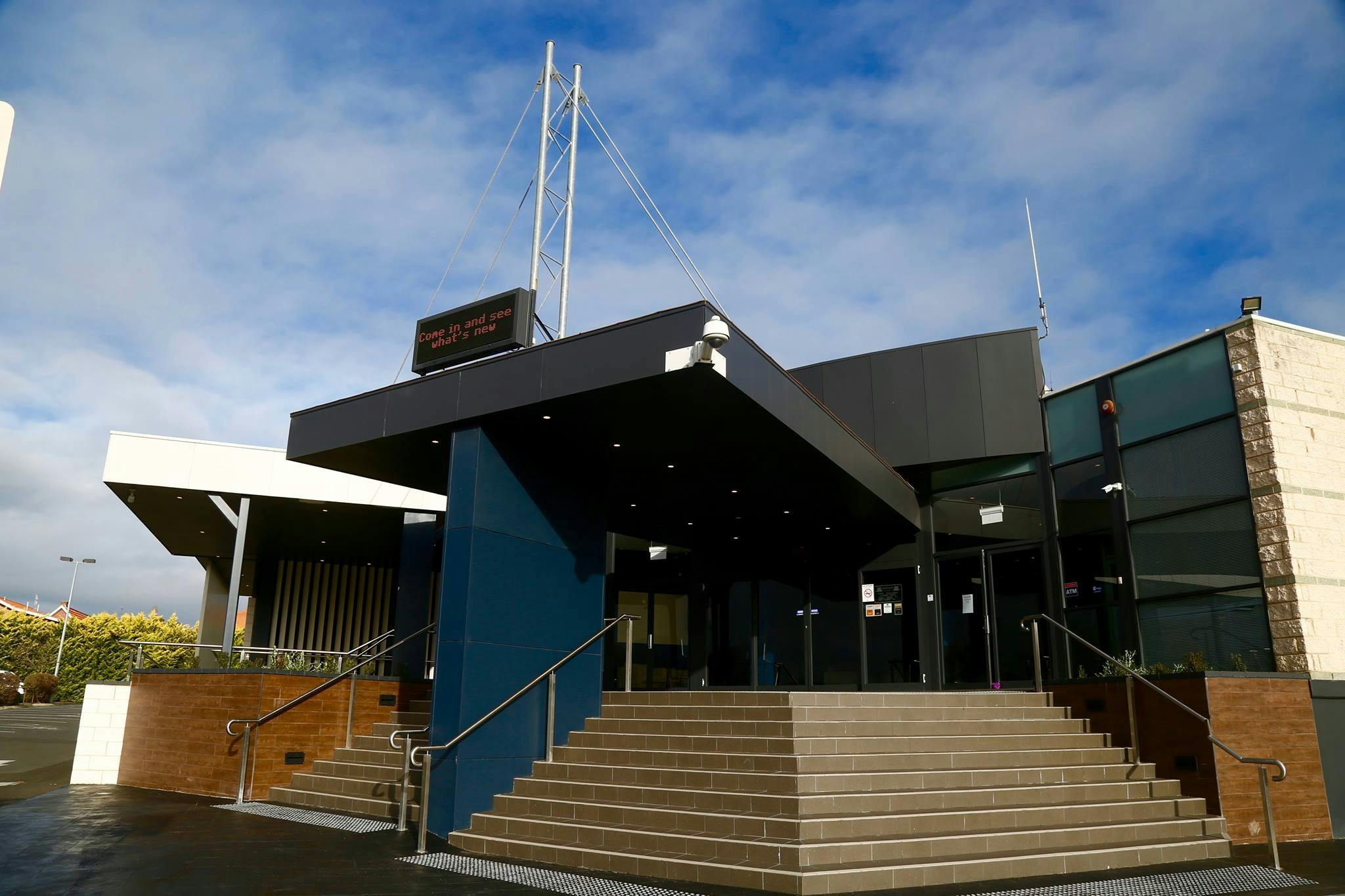 黑豹聯盟俱樂部正門