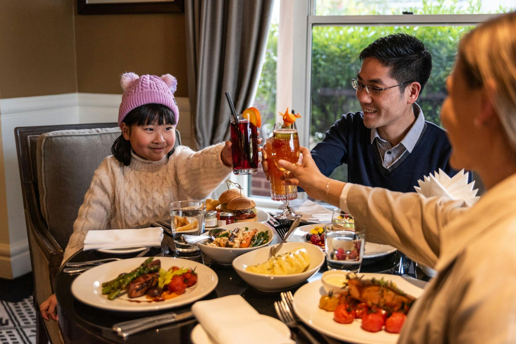 Family enjoying a meal together at Lilianfels Resort and Spa