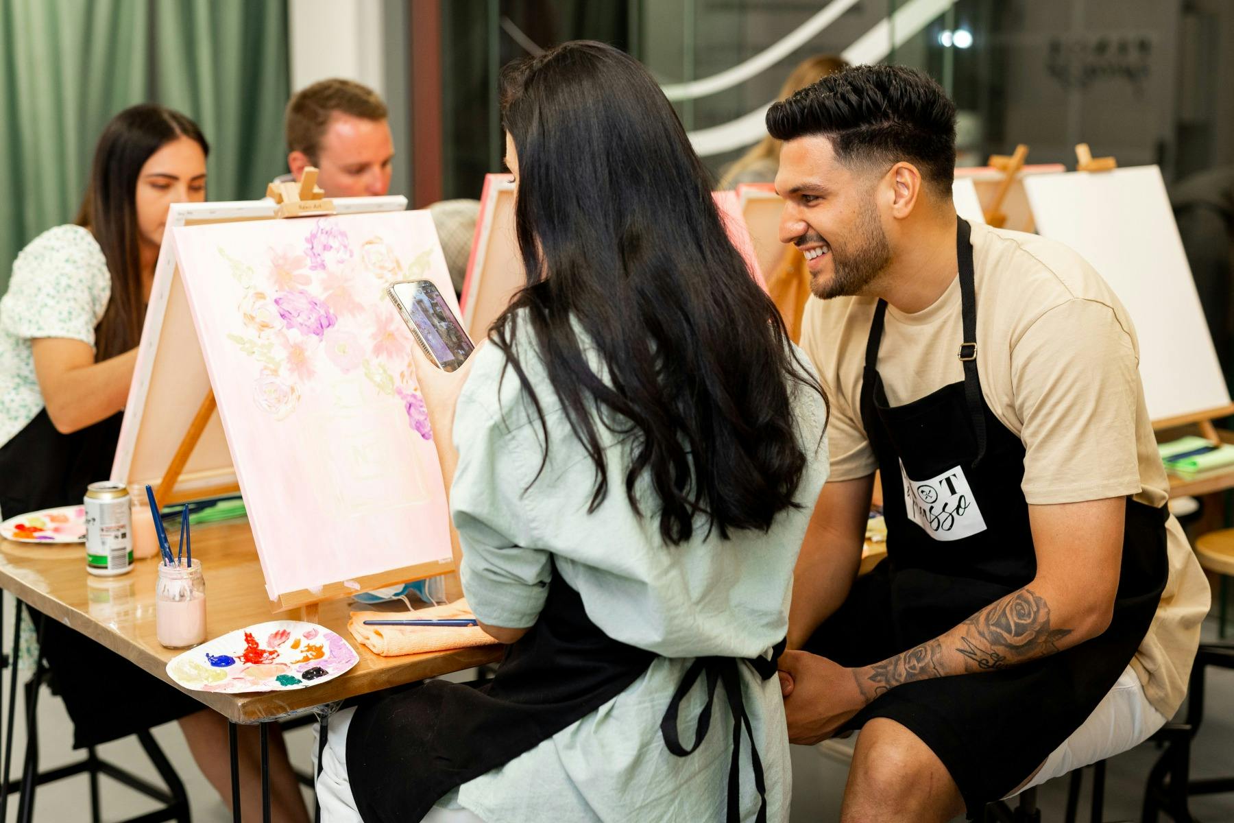 Pinot & Picasso Tamworth Paint , Sip & Laugh every Friday night! NSW