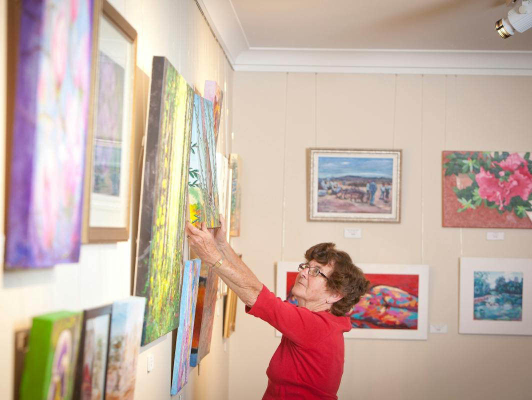 Bluebelles Art Gallery