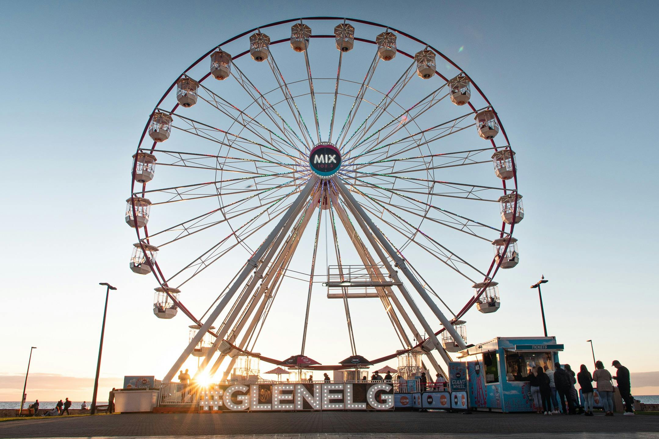 MIX 102.3 Giant Wheel