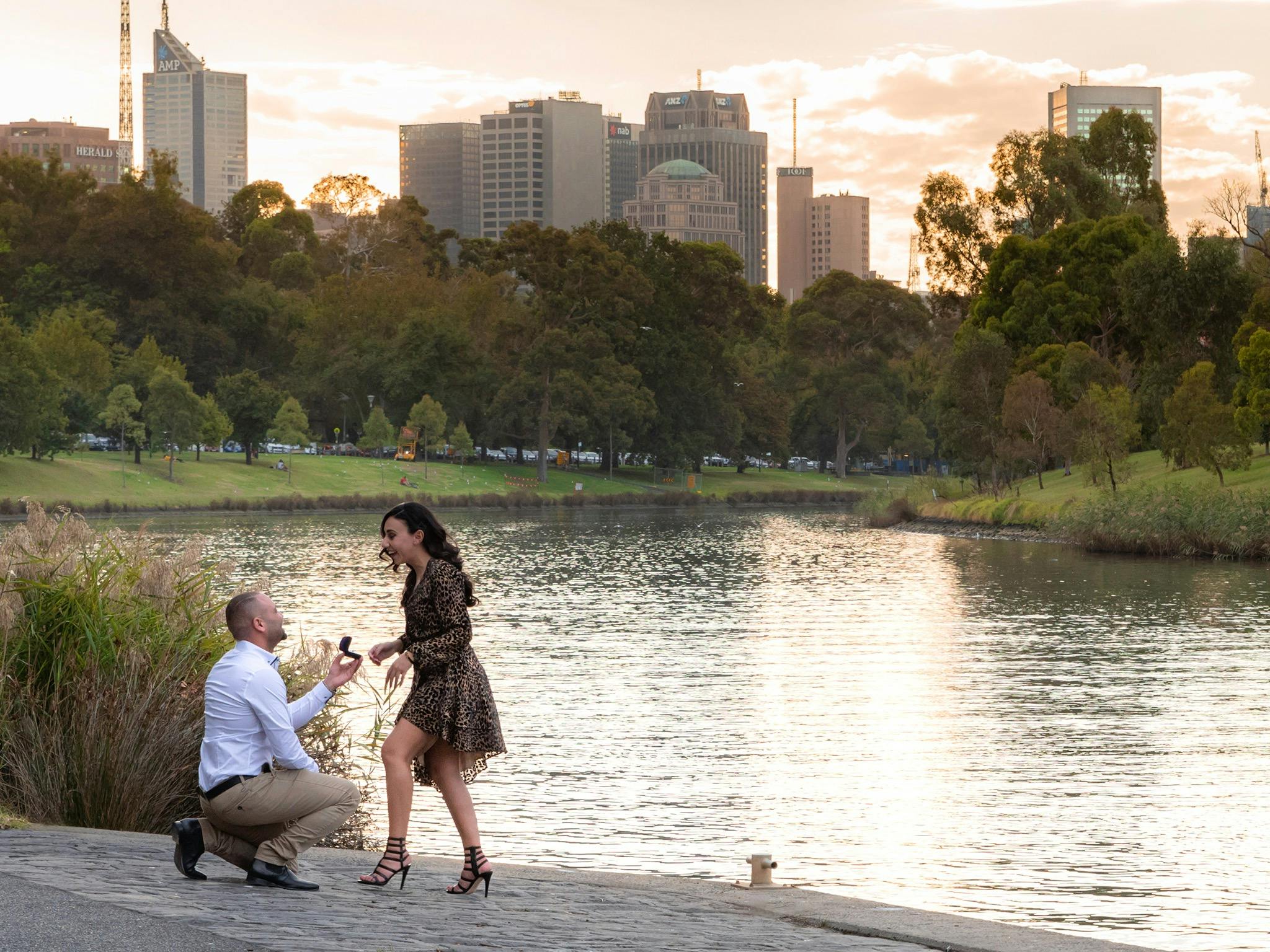 romantic proposal ideas on the Yarra  River Melbourne