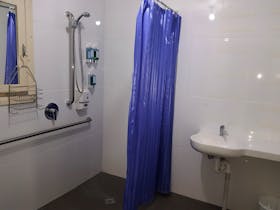 Jade Cottage's wheelchair accessible shower & loo