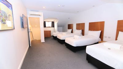 Loft bedroom King Apartment.