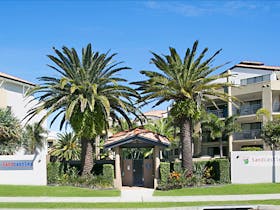 Sandcastles on Broadwater