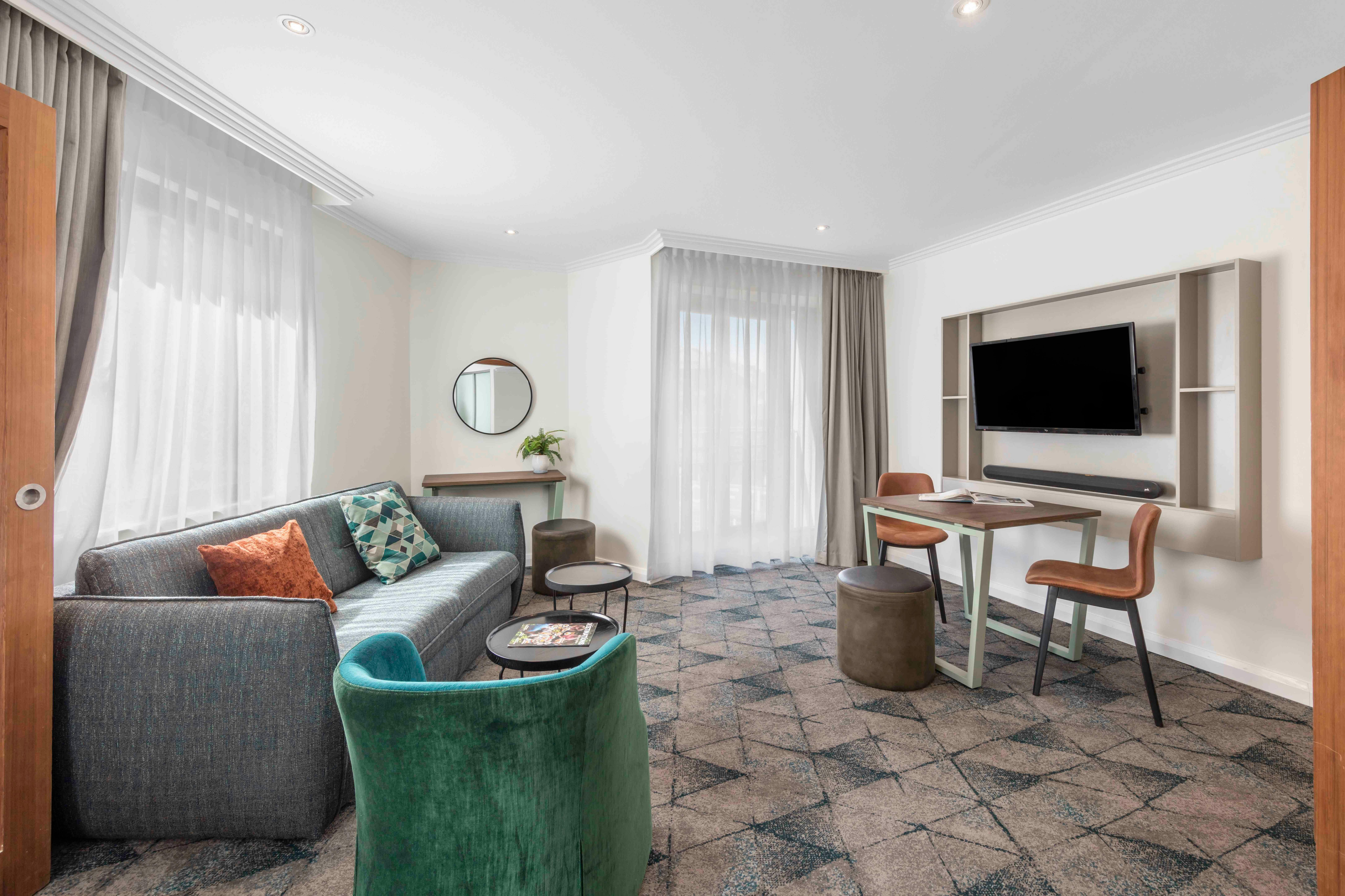 디럭스룸 거실 공간