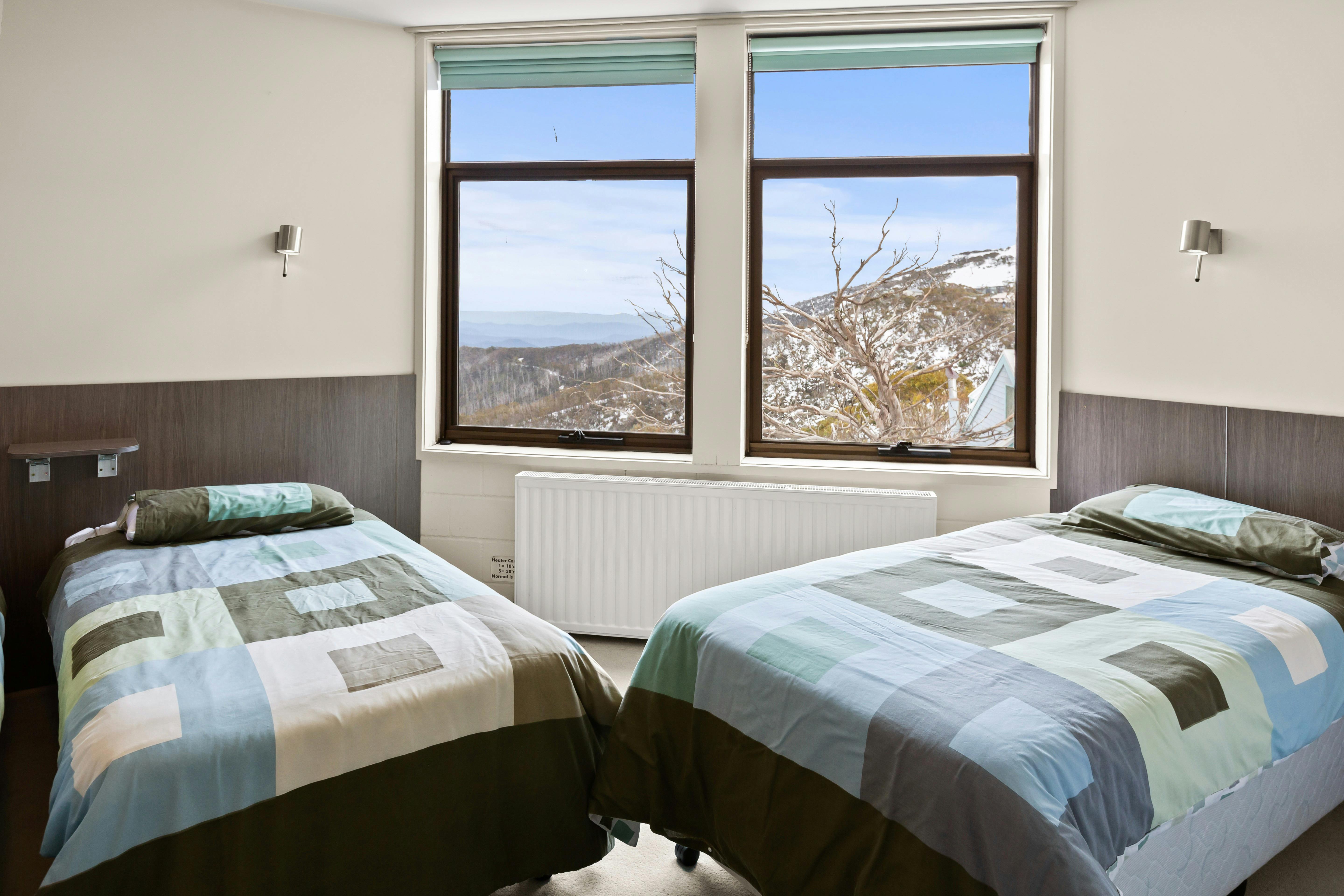 Benalla Ski Club - 13 rooms