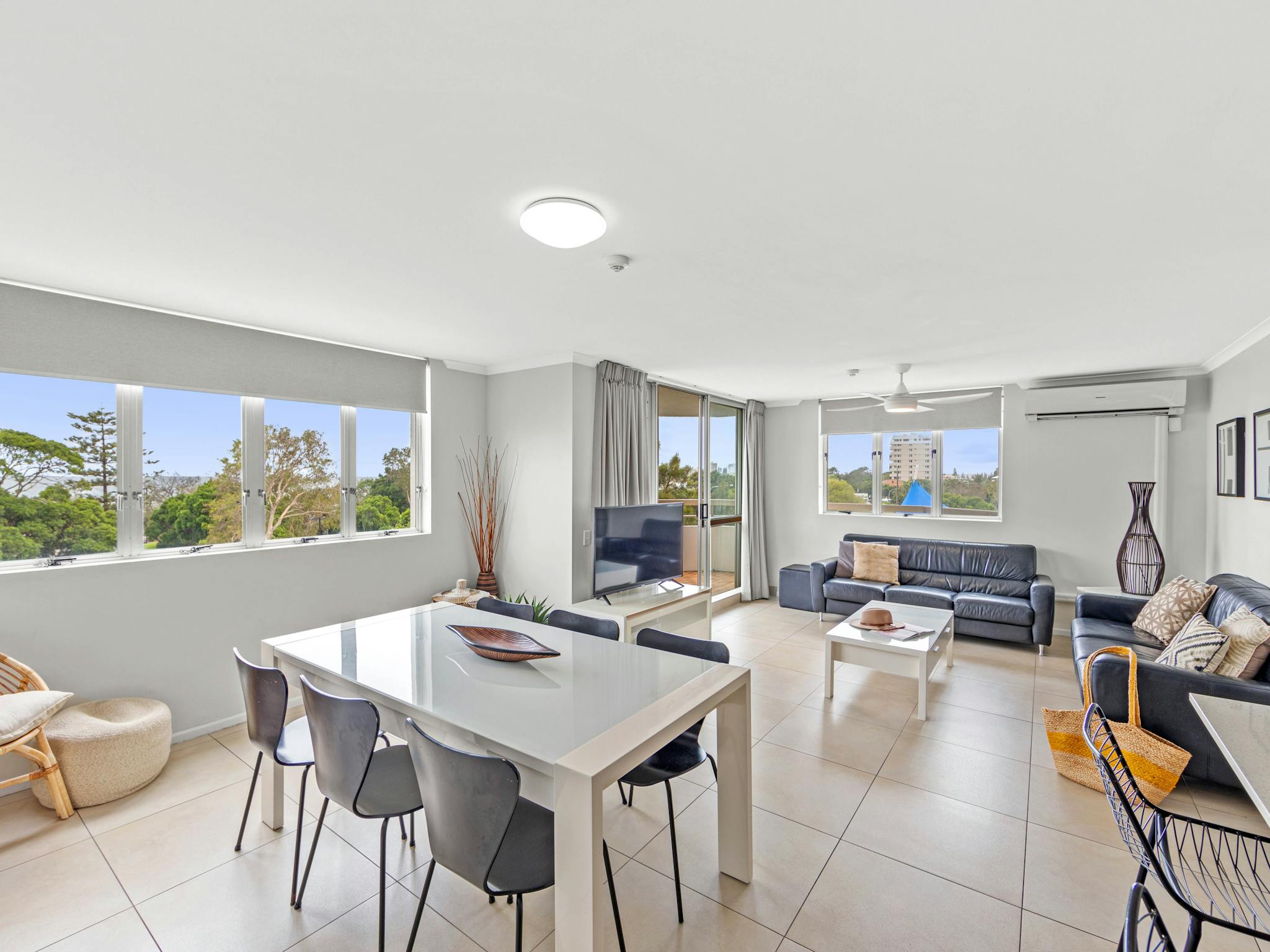 Newport Mooloolaba 3 bedroom pool and garden view Newport Mooloolaba 3 bedroom pool and garden view