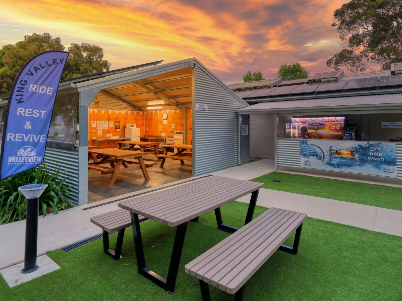 Valley View Caravan Park Camp Kitchen