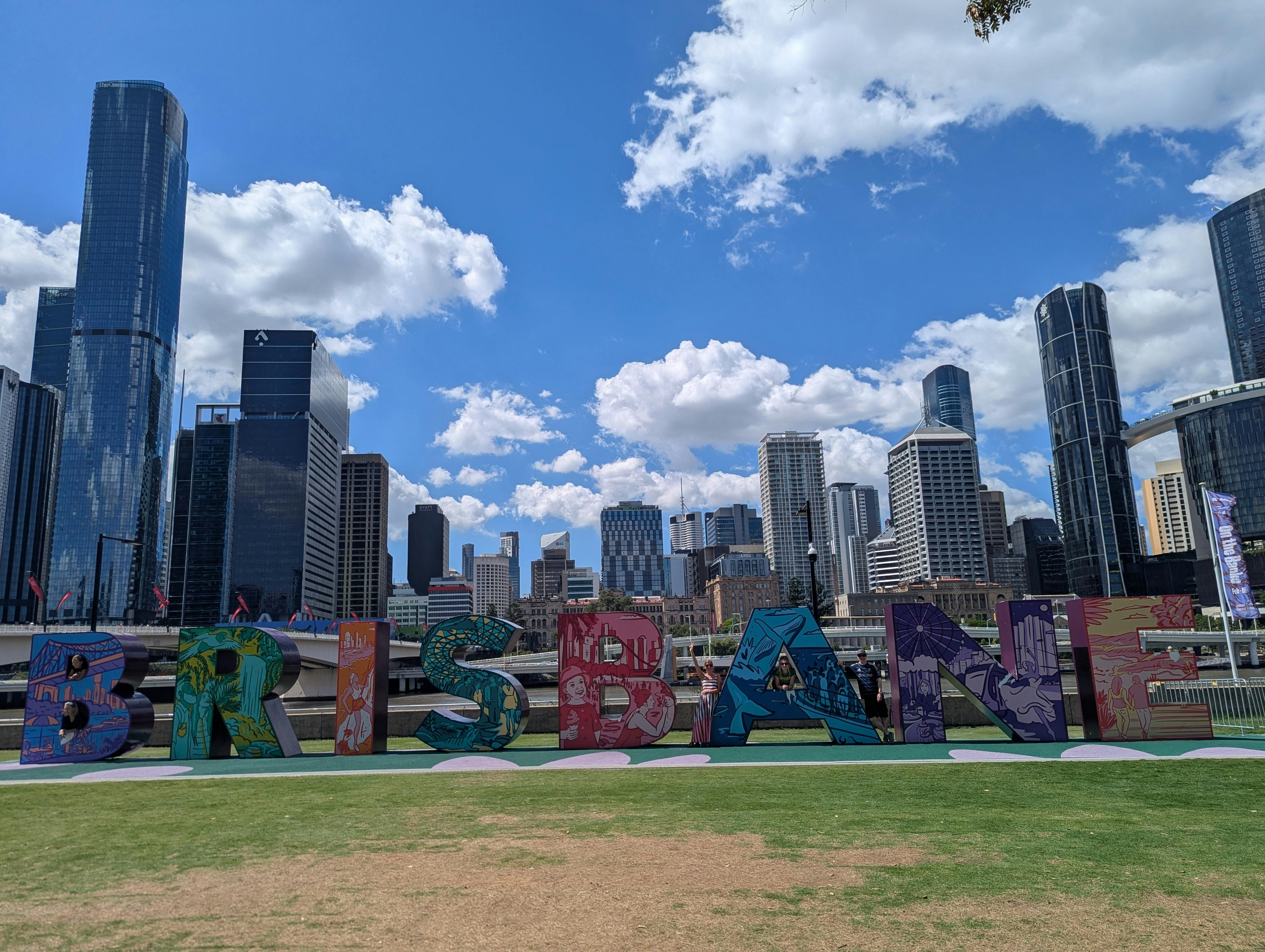 Iconic view of Brisbane from the Brisbane sign