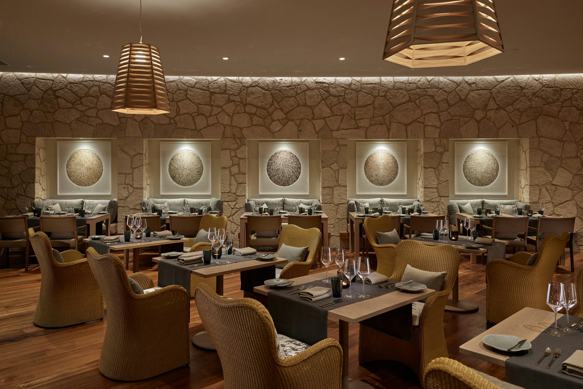 Hentley Farm: Modern Barossa Icons on the Clifftop