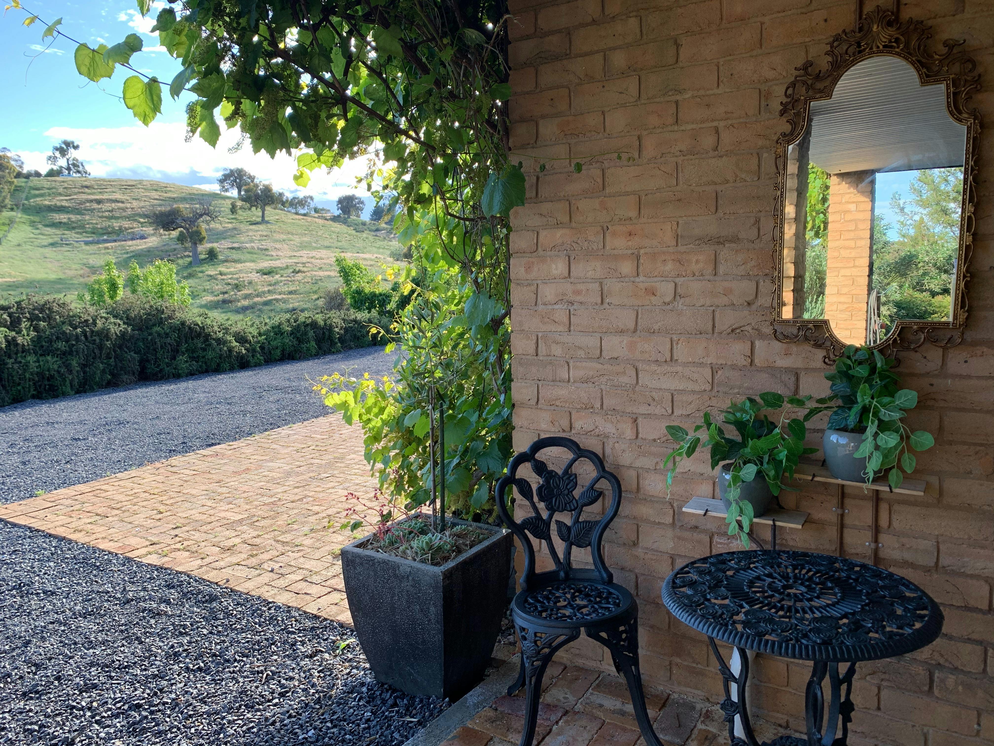 Camelot Country Stay in Orange | NSW Holidays ...