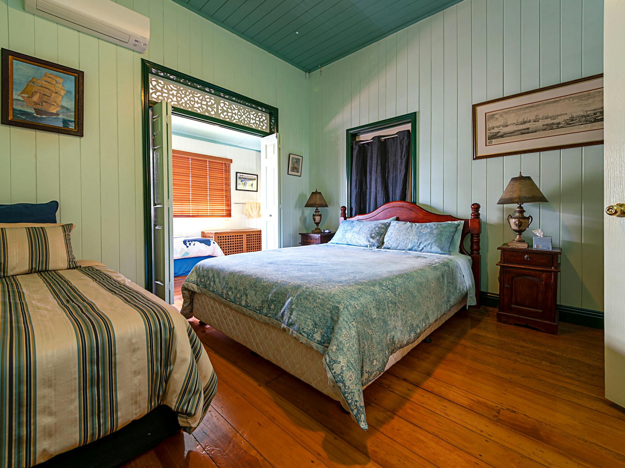 Pitstop_Lodge_Guesthouse_B&B_Cottage_2bds_Queen_Room_ Accommodation_Warwick_Qld
