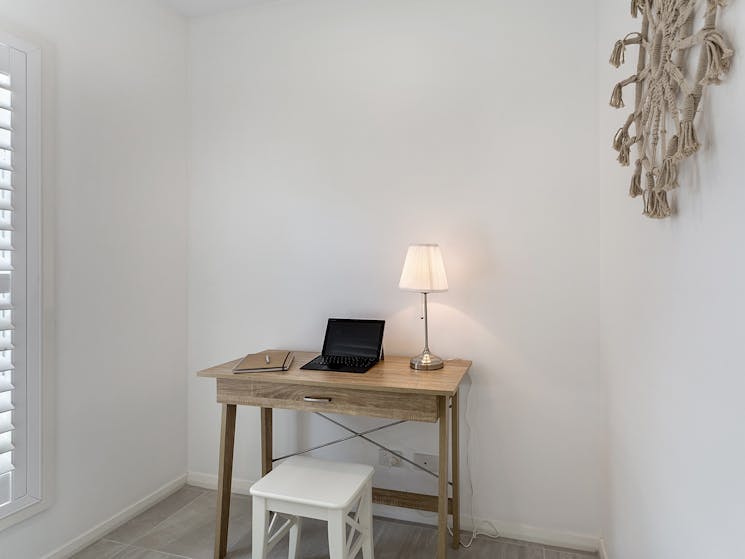 Business grade free wifi and office nook