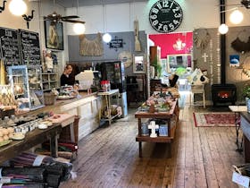 Finns Store