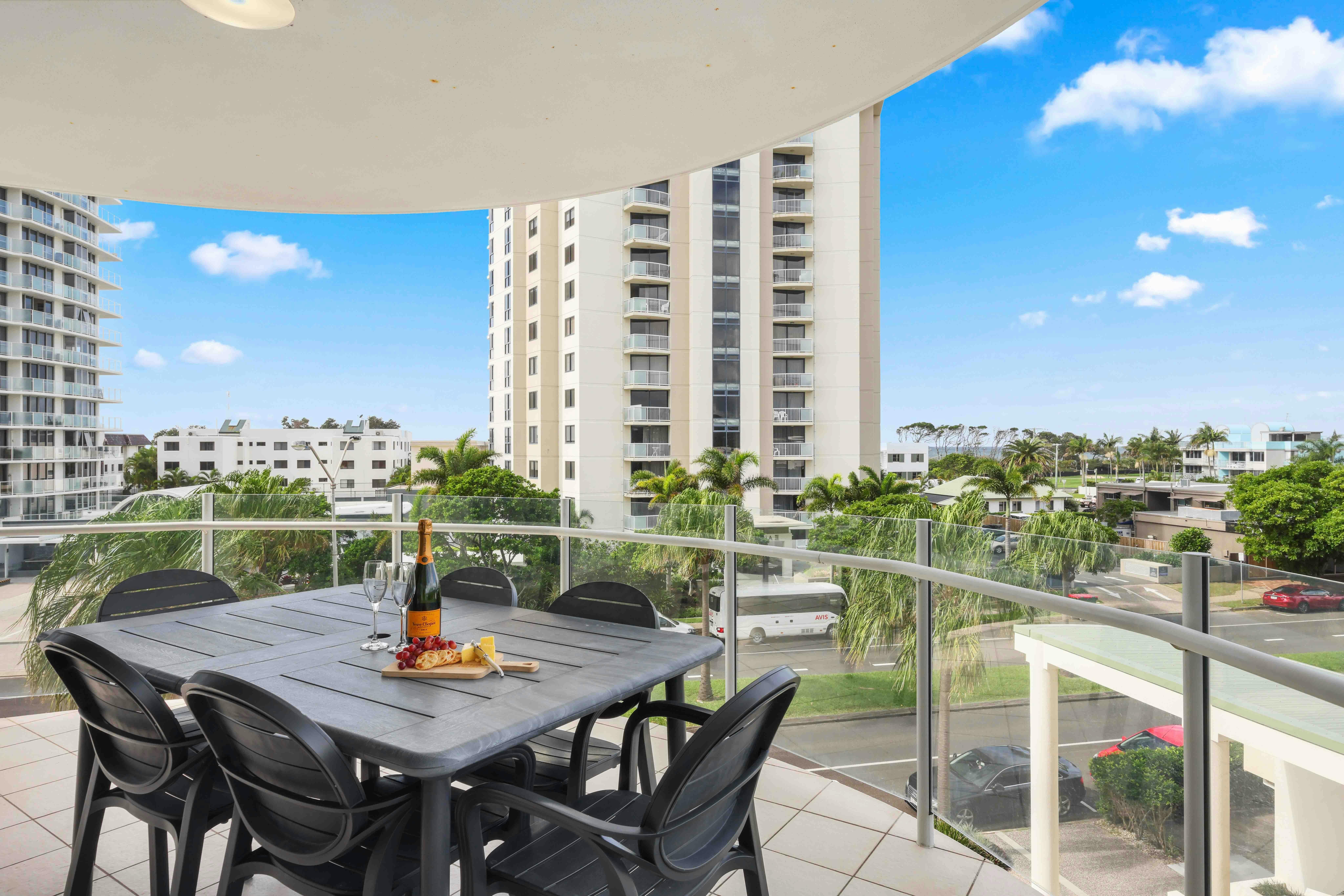 Deluxe 1 Bedroom Spa Apartment