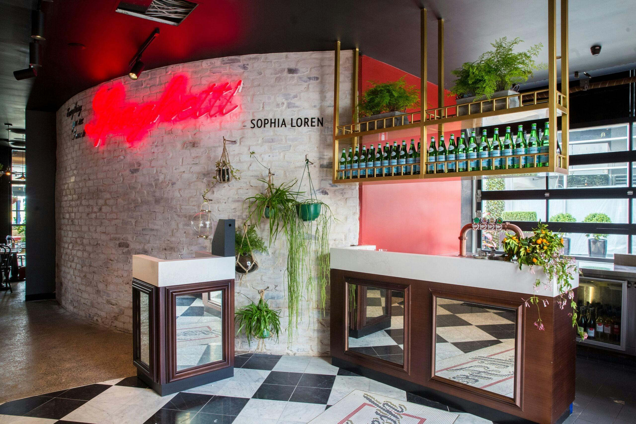 Fratelli Fresh, Entertainment Quarter