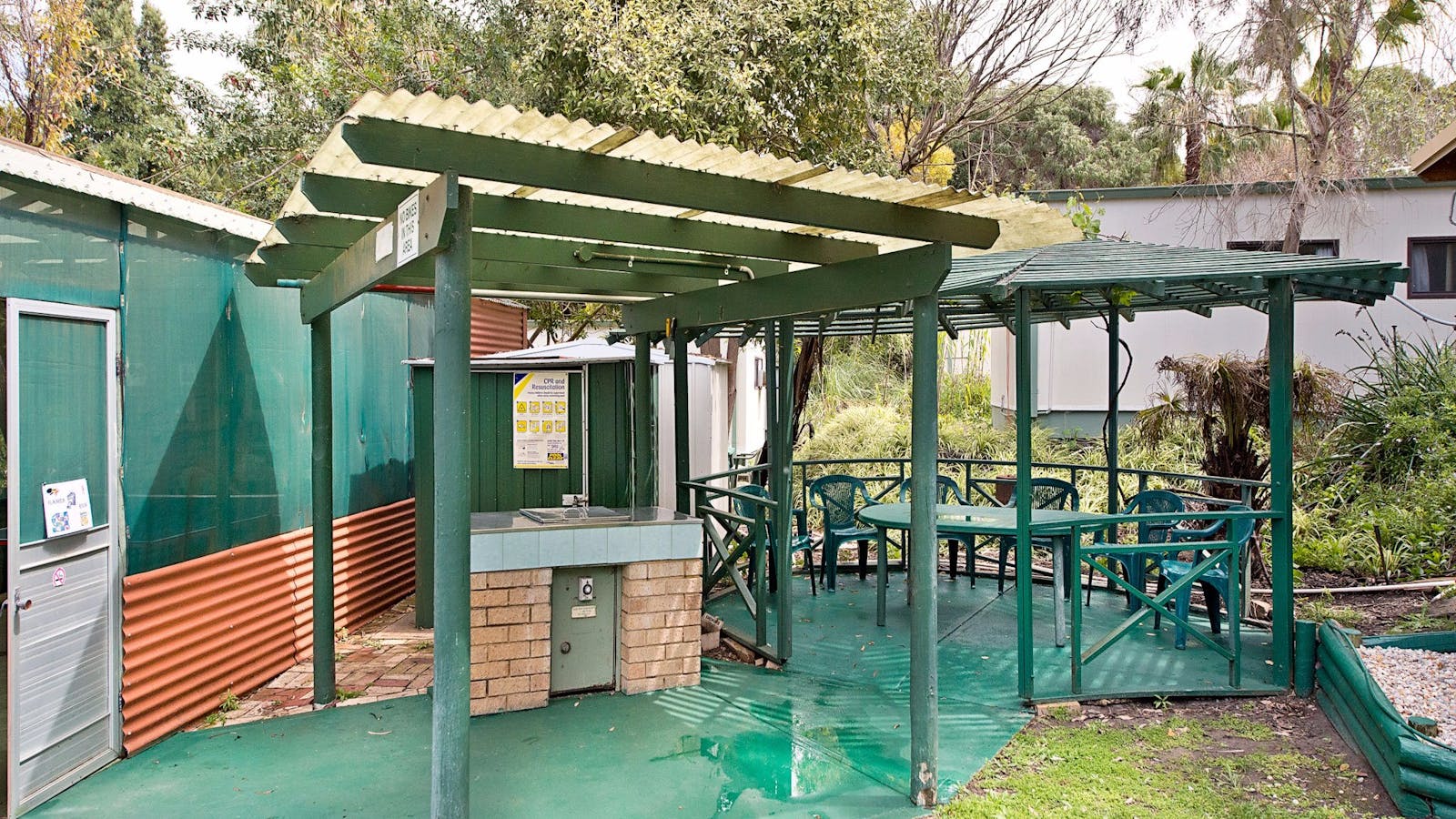 Acclaim Pine Grove Holiday Park, Chadwick, Western Australia