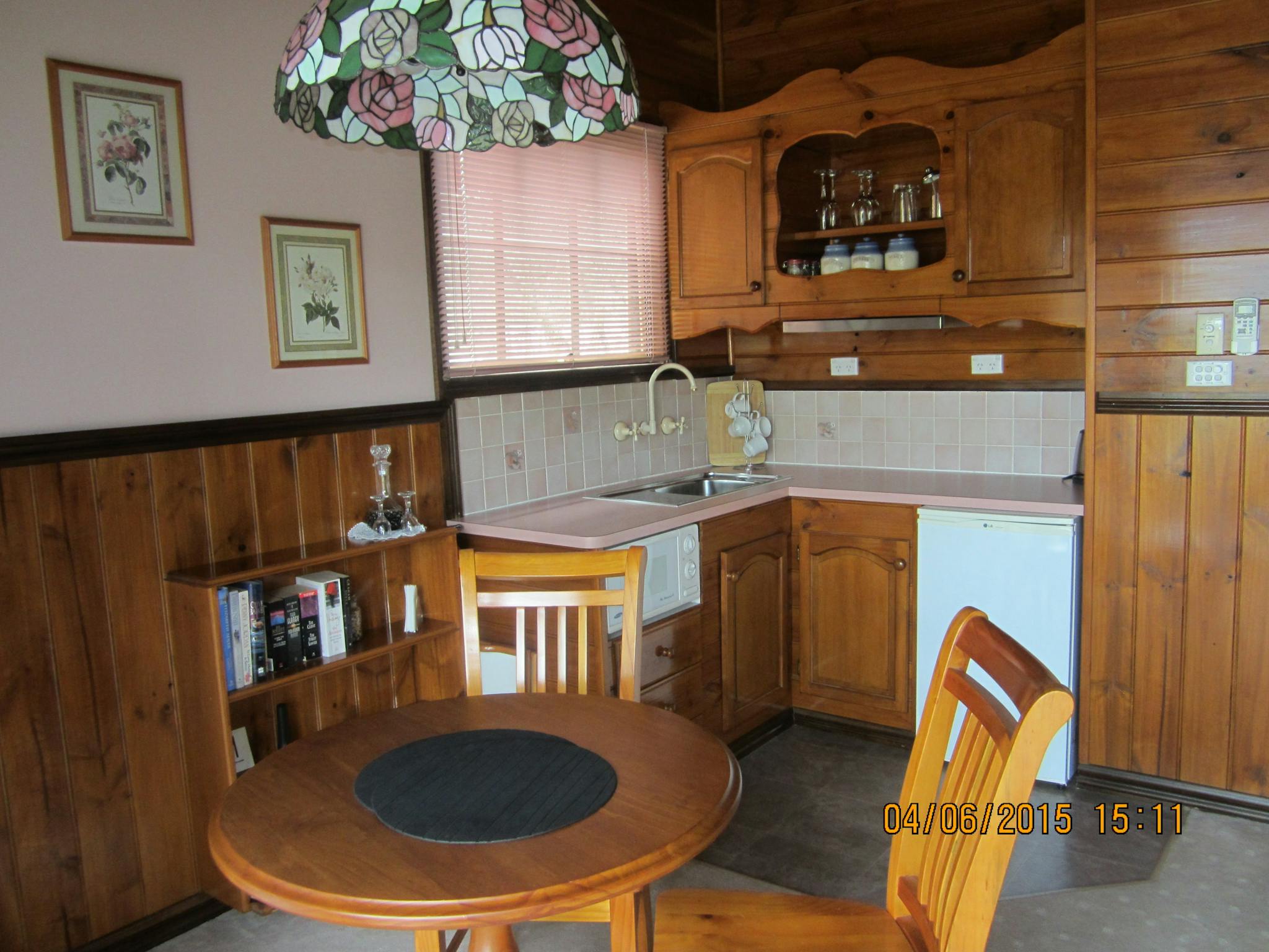 Dining and Kitchenette area