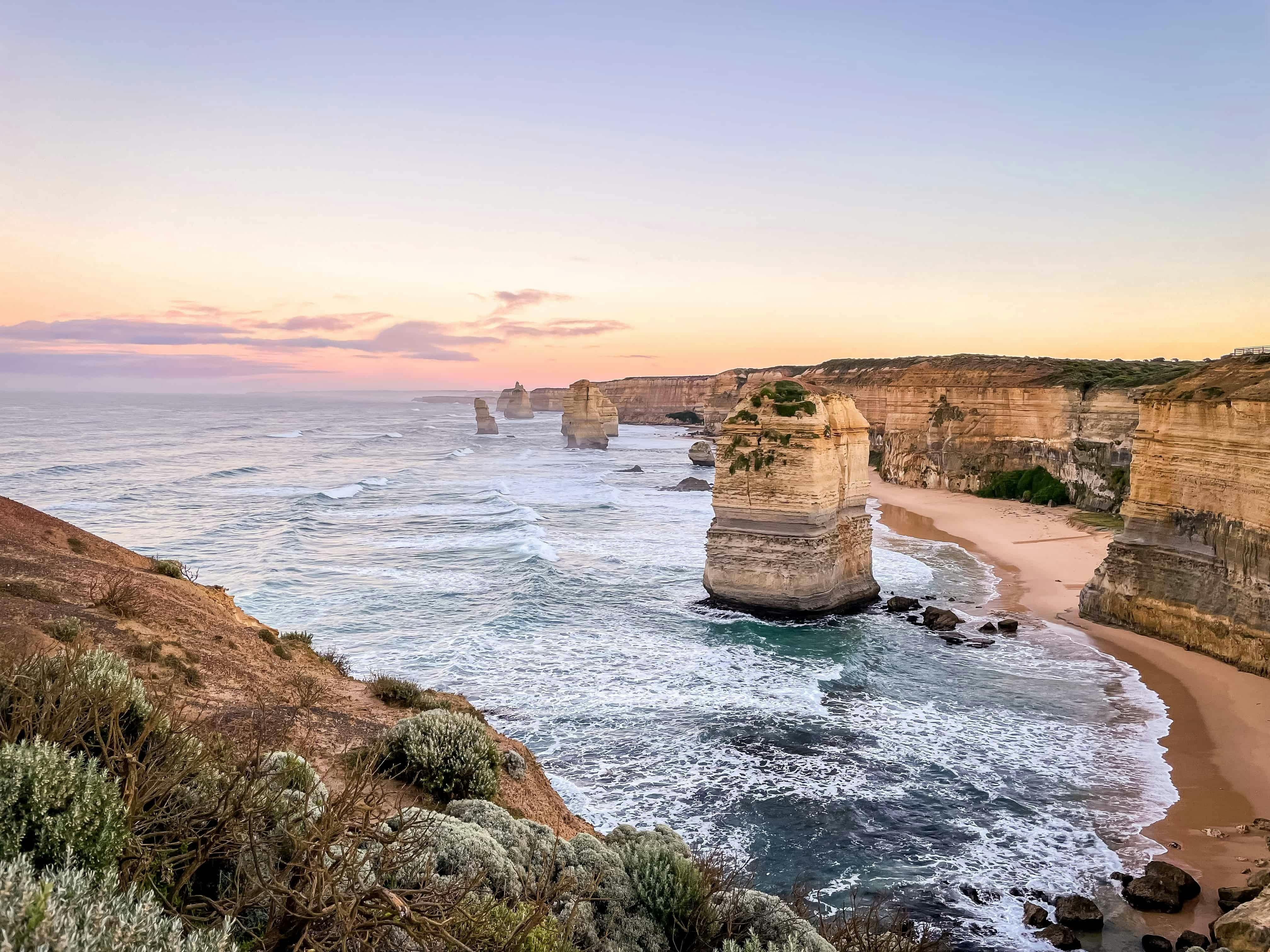 Private Shipwrecks and Wild Clifftops (Great Ocean Road)