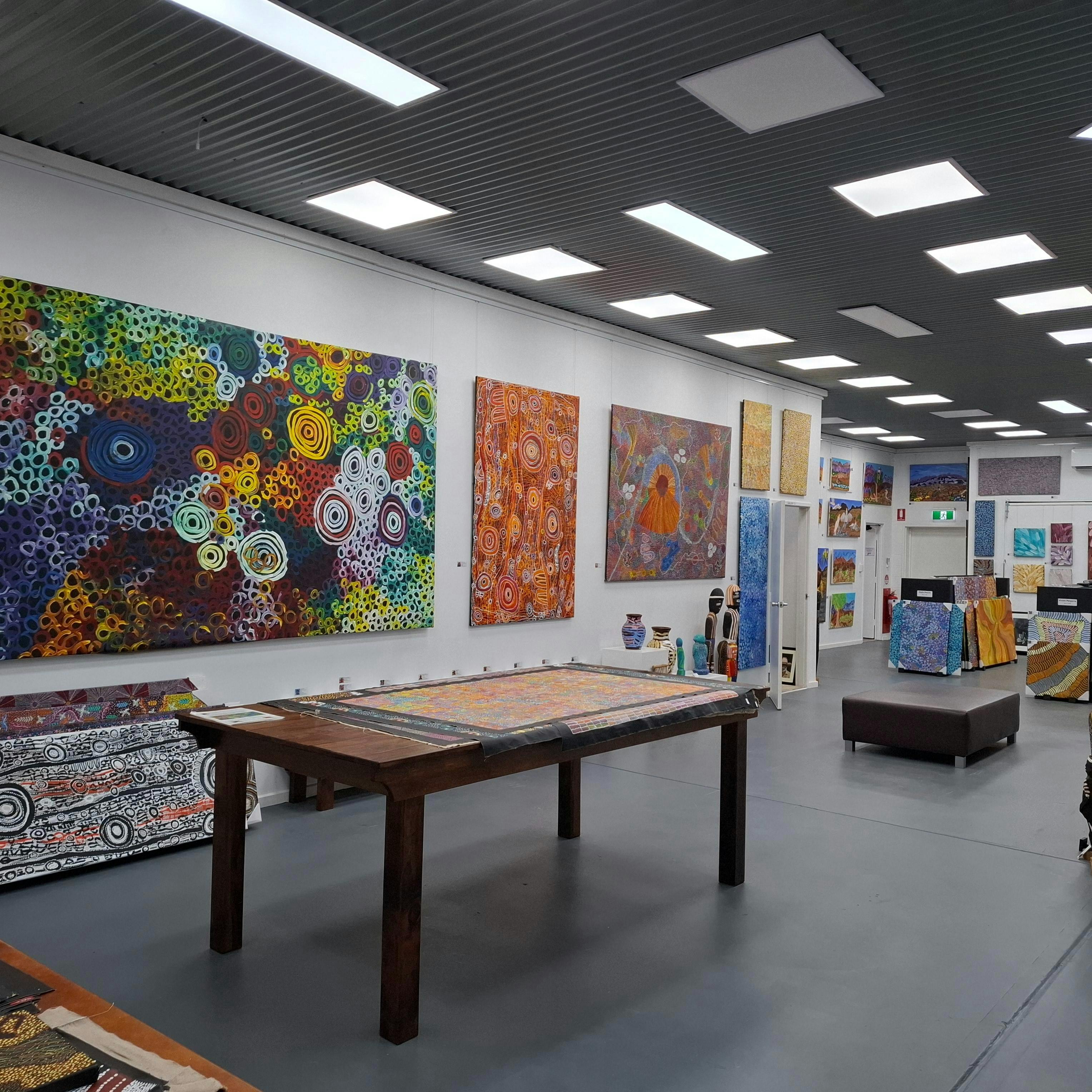 Large Gallery space, exhibition on monthly.  World renowned artists, Hermansberg acrylics Sculptures