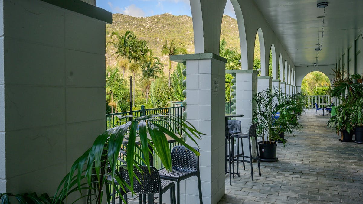 Amaroo on Mandalay - terrace