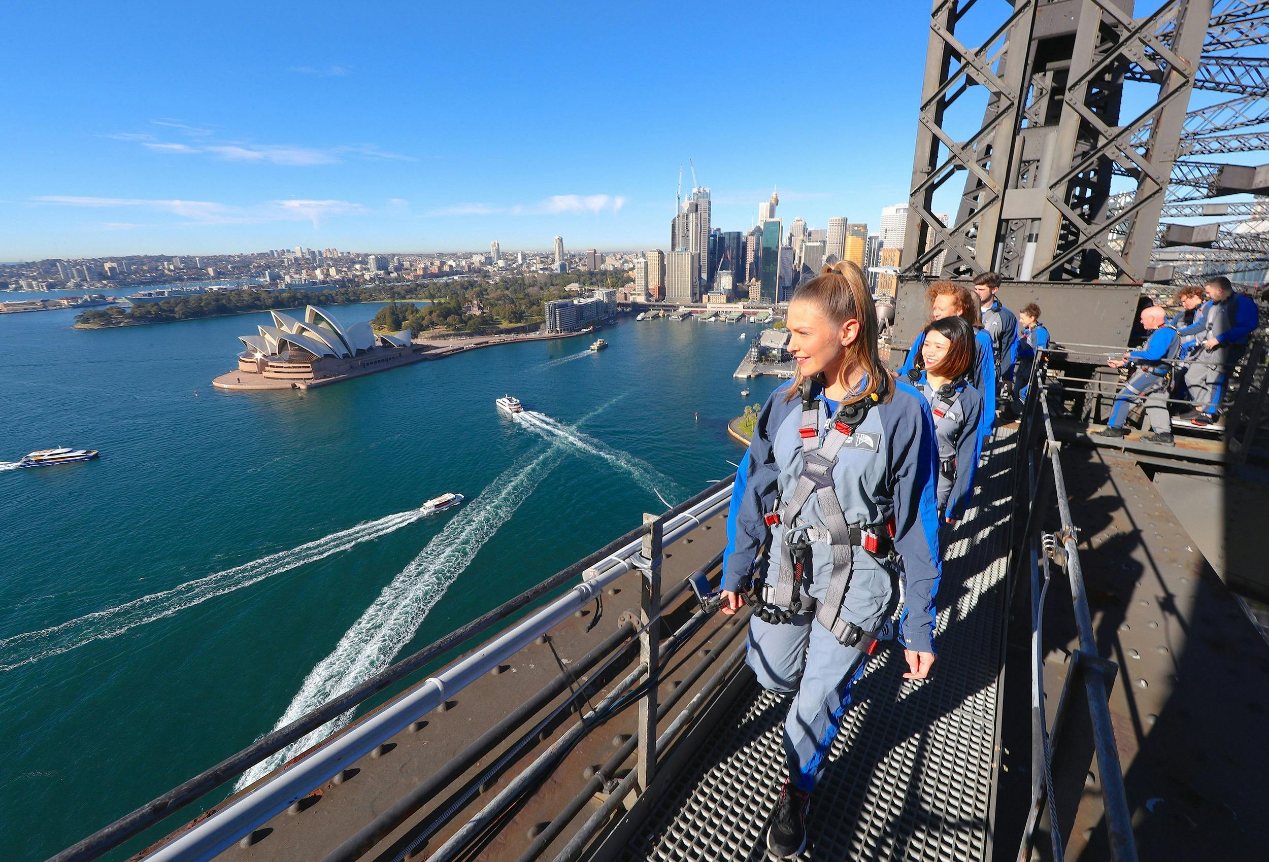 Experience 360-degree views of the Sydney Harbour on a Summit Insider Climb