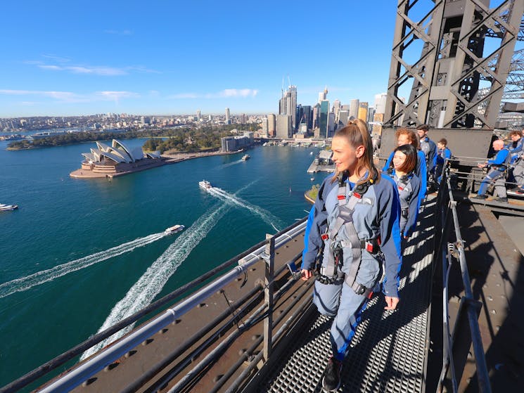 Experience 360-degree views of the Sydney Harbour on a Summit Insider Climb