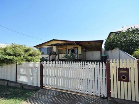 Young Accommodation Nsw Holidays Amp Accommodation Things