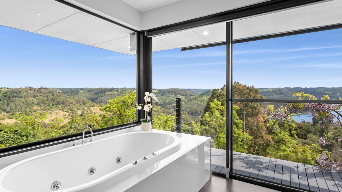 Main bedroom ensuite with bath with a view