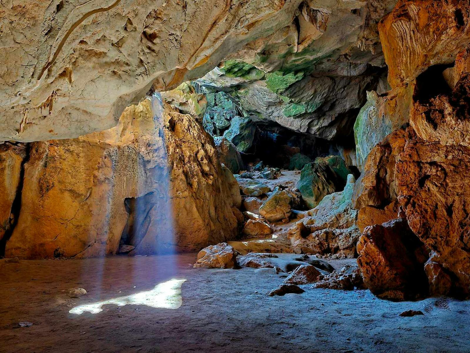 Belfry Cave | Capricorn Caves