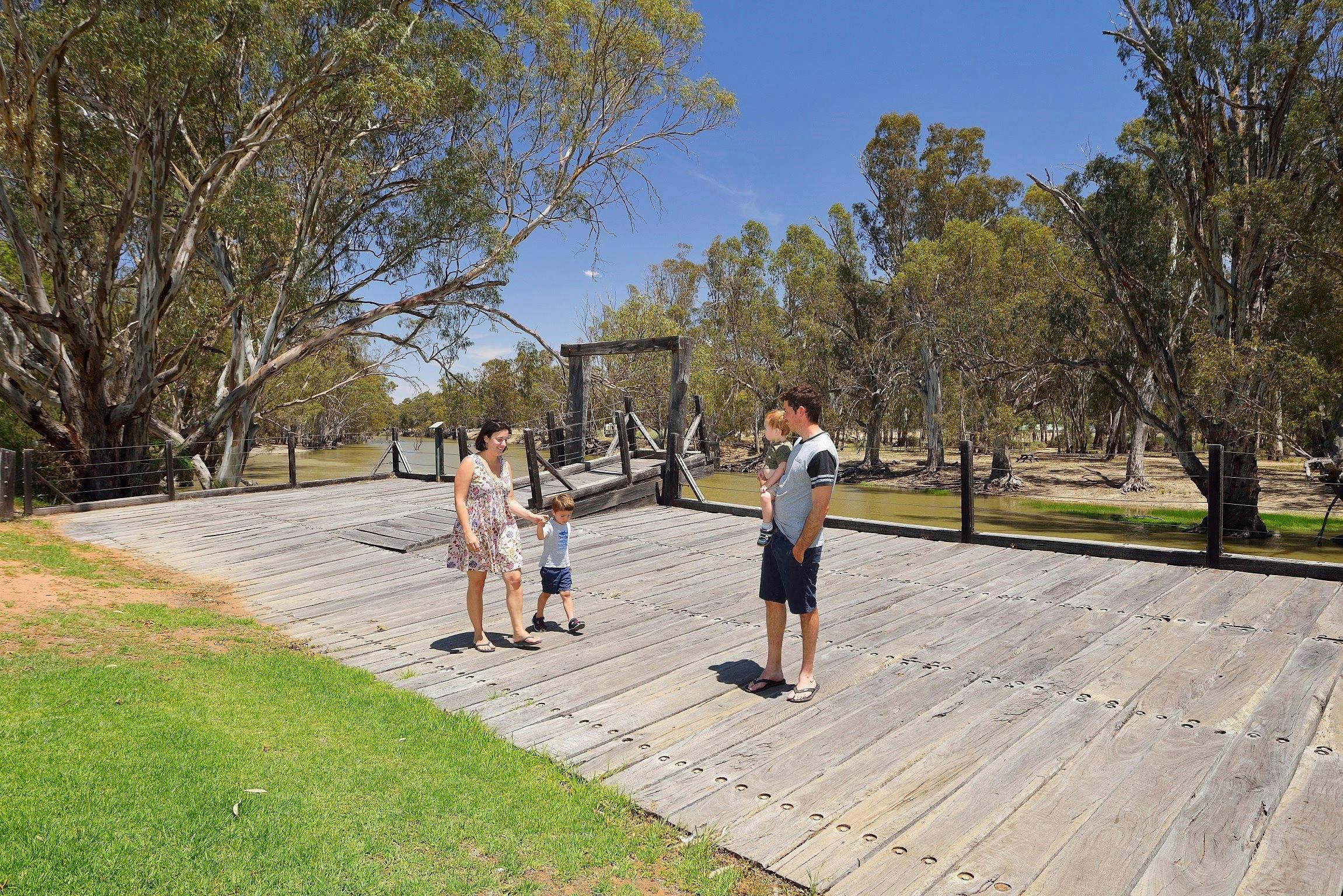 Moulamein Wharf