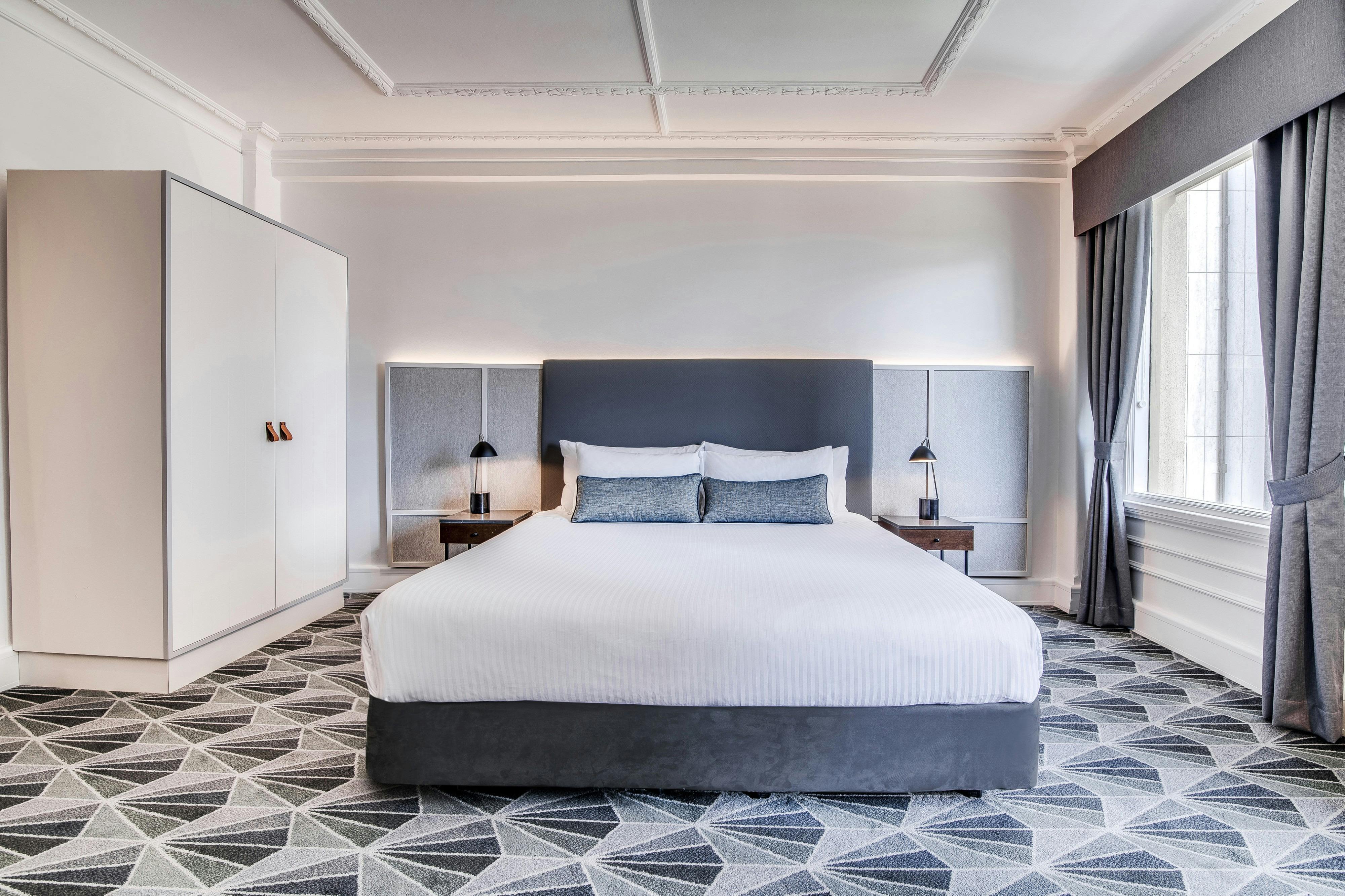 Savoy Room King