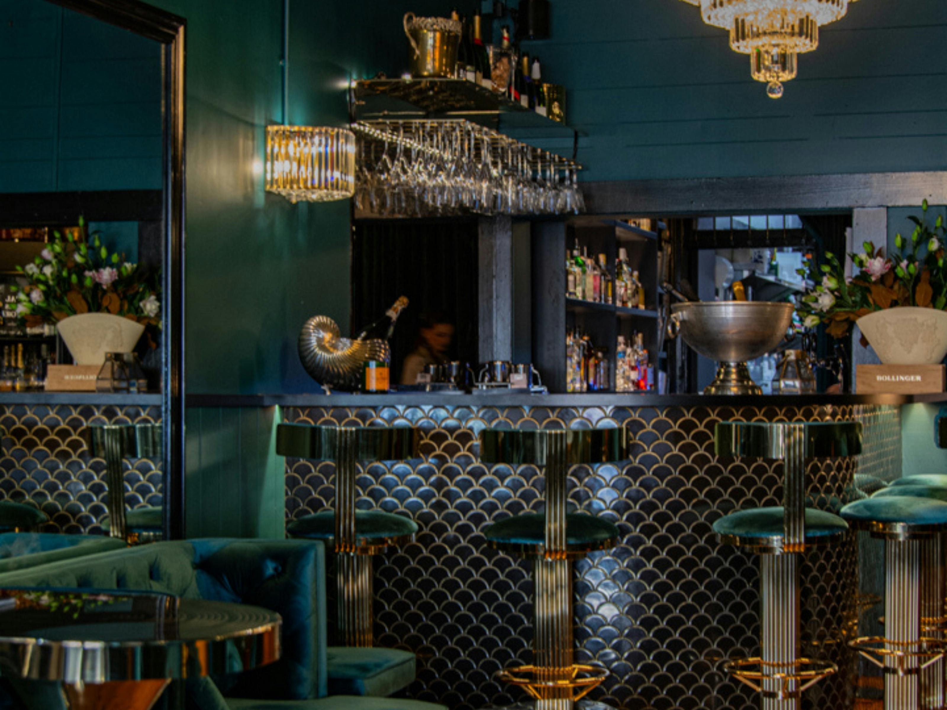 Sip Champagne Bar