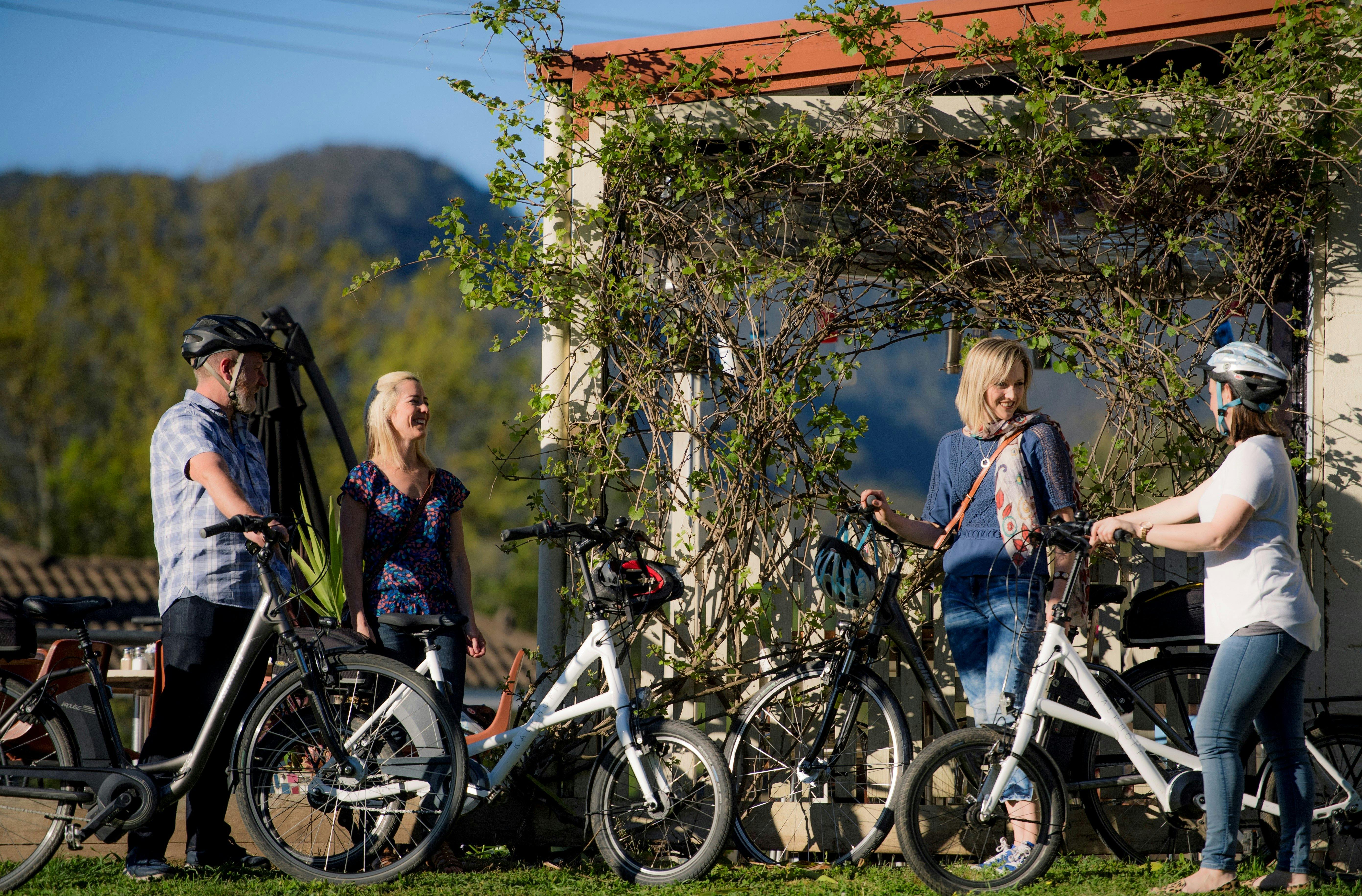 E-bikes at Rail Trail Cafe