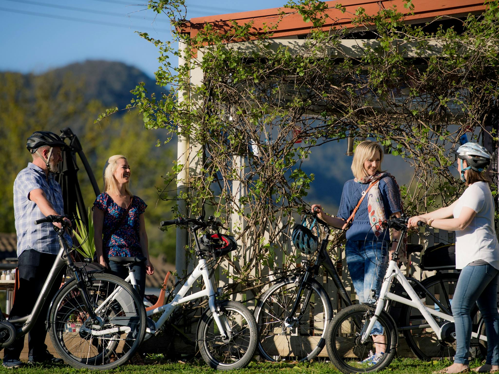E-bikes at Rail Trail Cafe