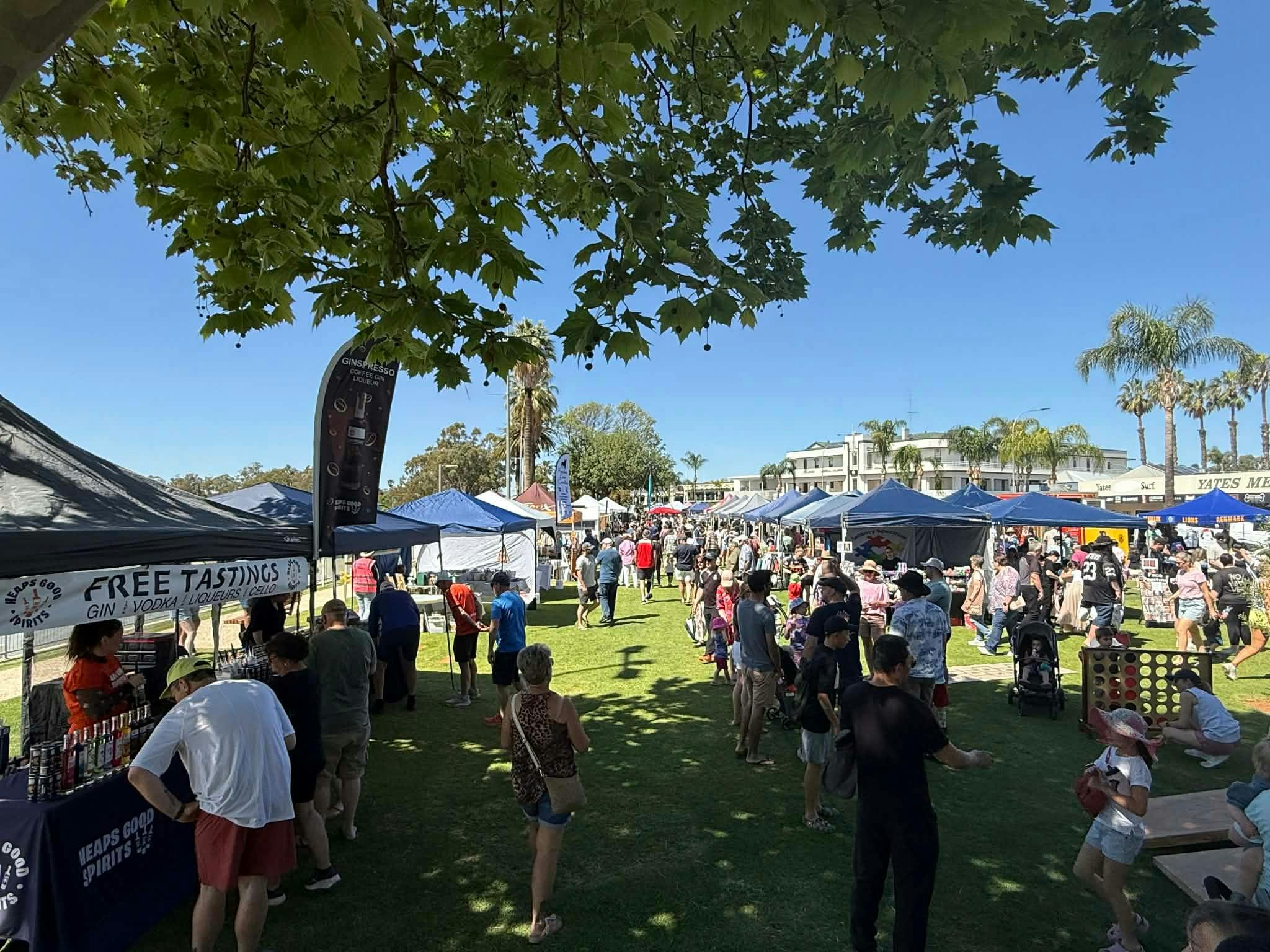 Renmark Riverfront Markets