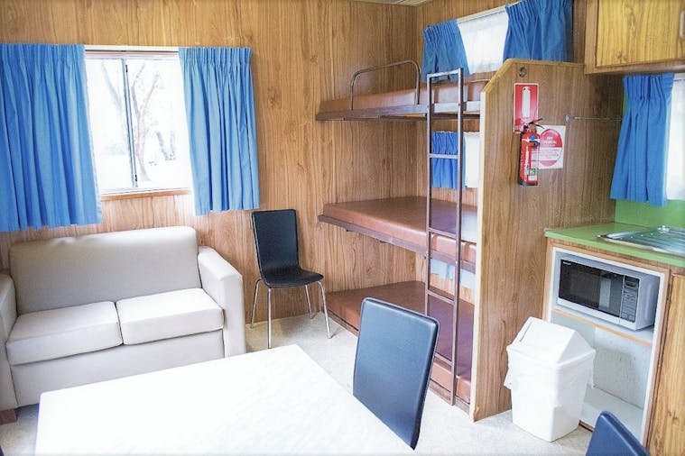 CABINS 5 to 10