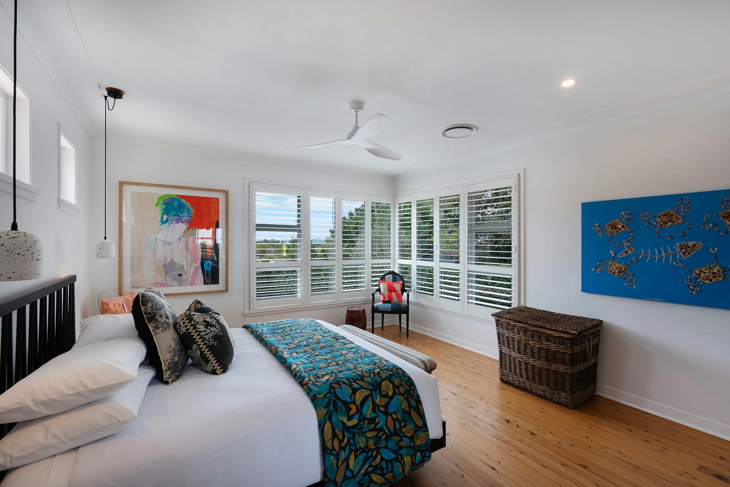 SiX Huskisson, Photographer Russell Quinn