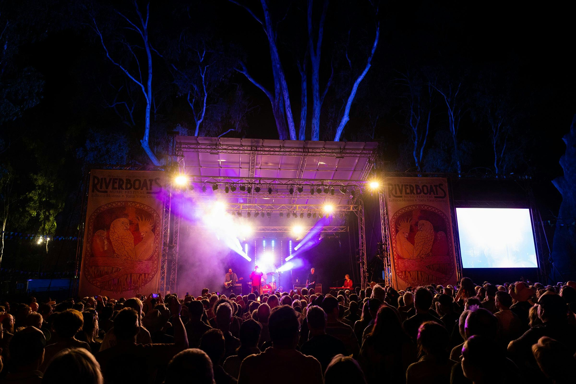 Riverboats Music Festival stage and crowd