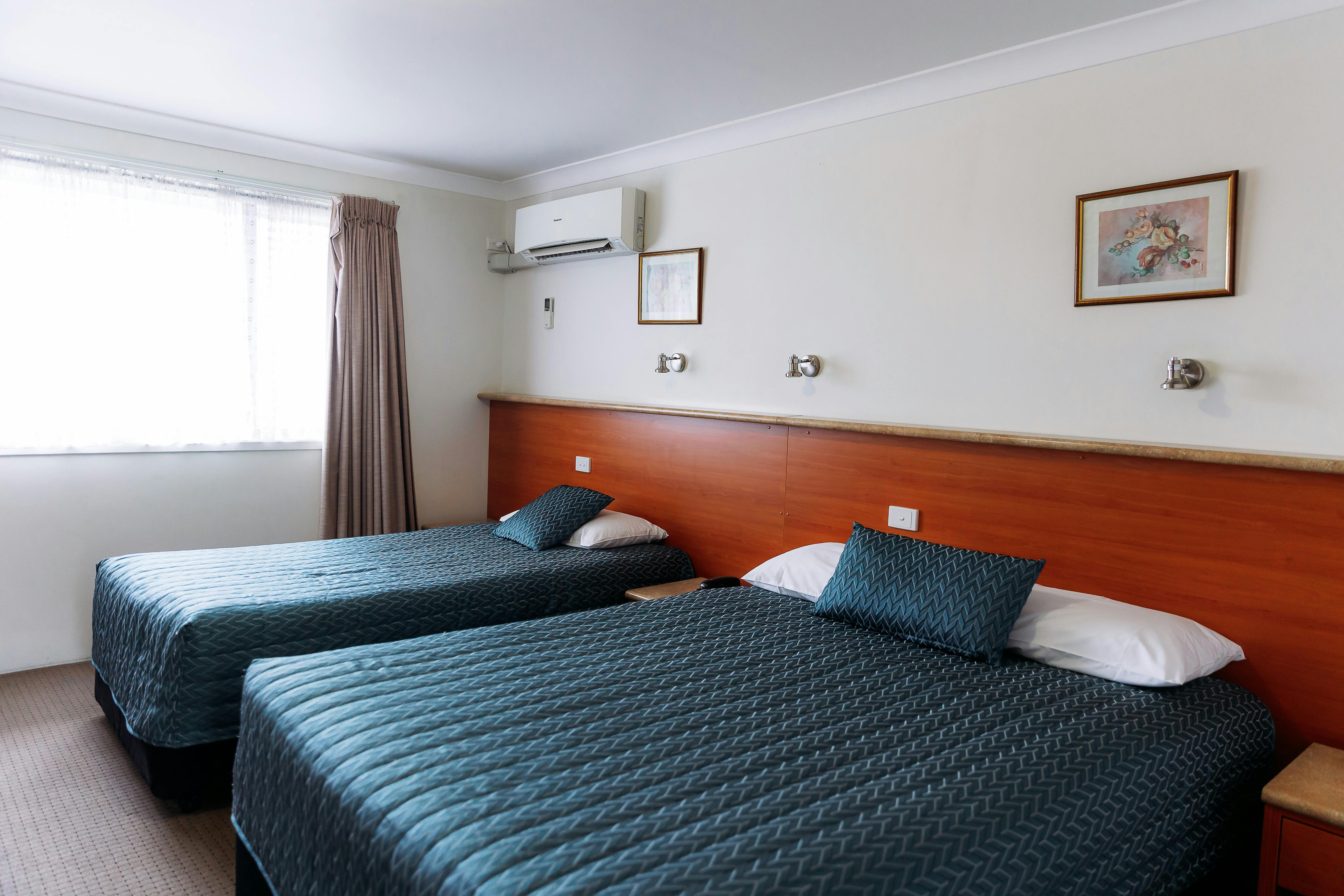 Standard Queen Room Upstairs