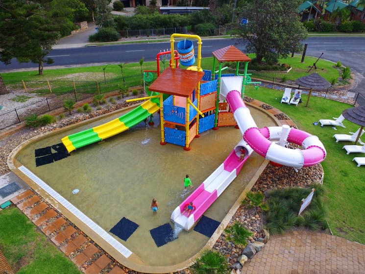 All day fun in the waterpark, jumping cushion & adventure playground