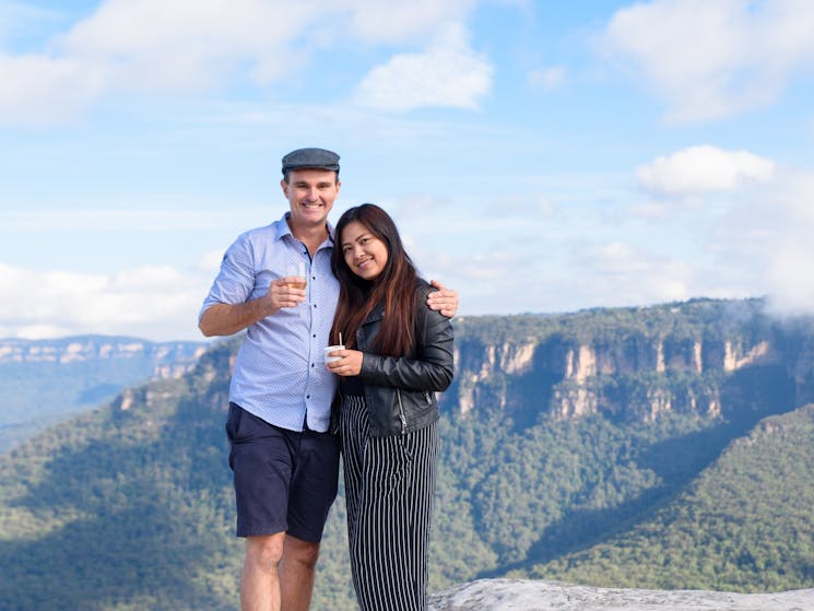 Couple at Blue Mountains lookout