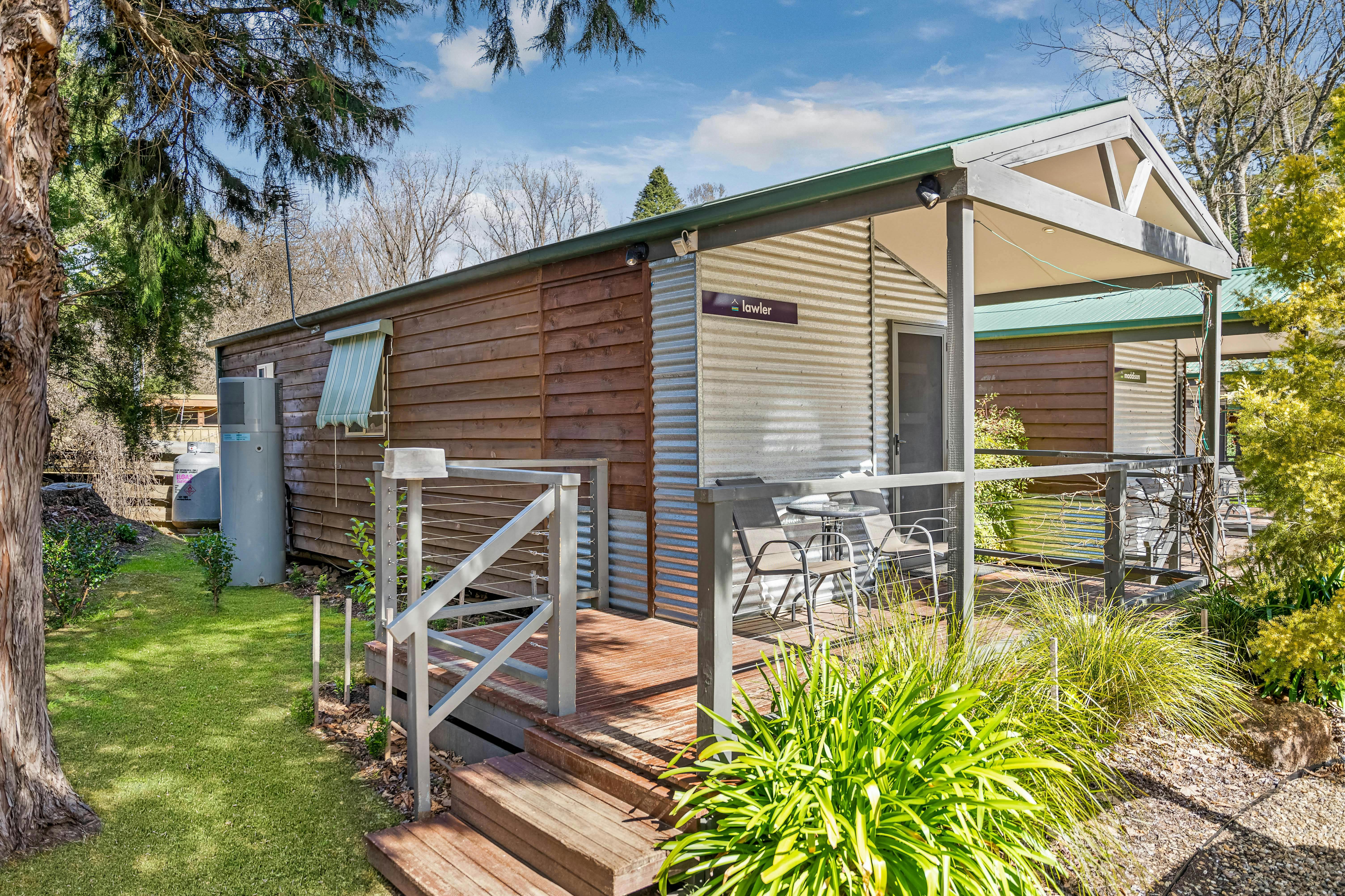 Standard Cedar Cabin | Tasman Holiday Parks - Bright