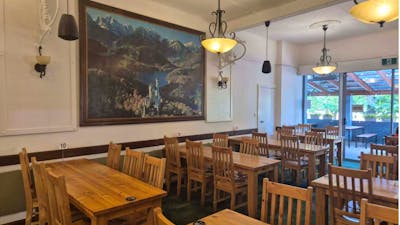 Newly renovated Knuckles