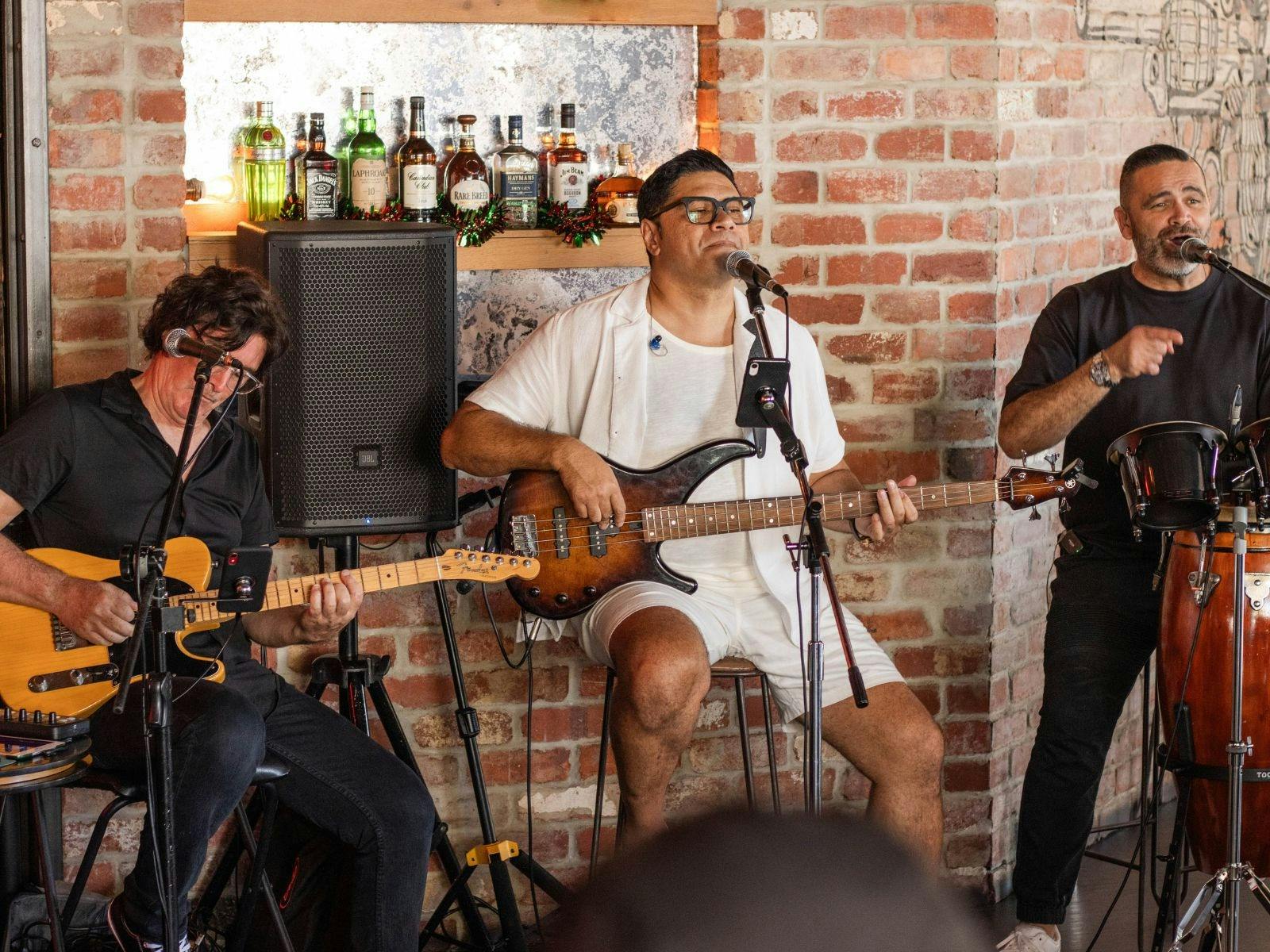 Sunday Sessions at The Loose Moose