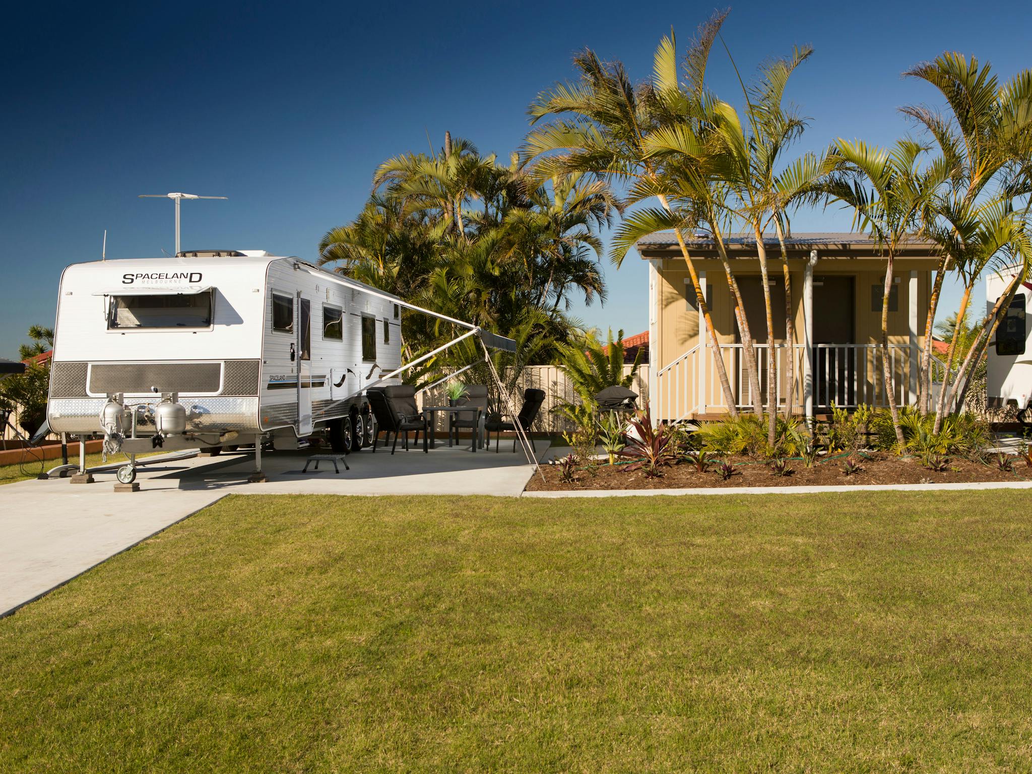 Powered Ensuite Caravan Site at Brisbane Holiday Village Powered Ensuite Caravan Site at Brisbane Holiday Village