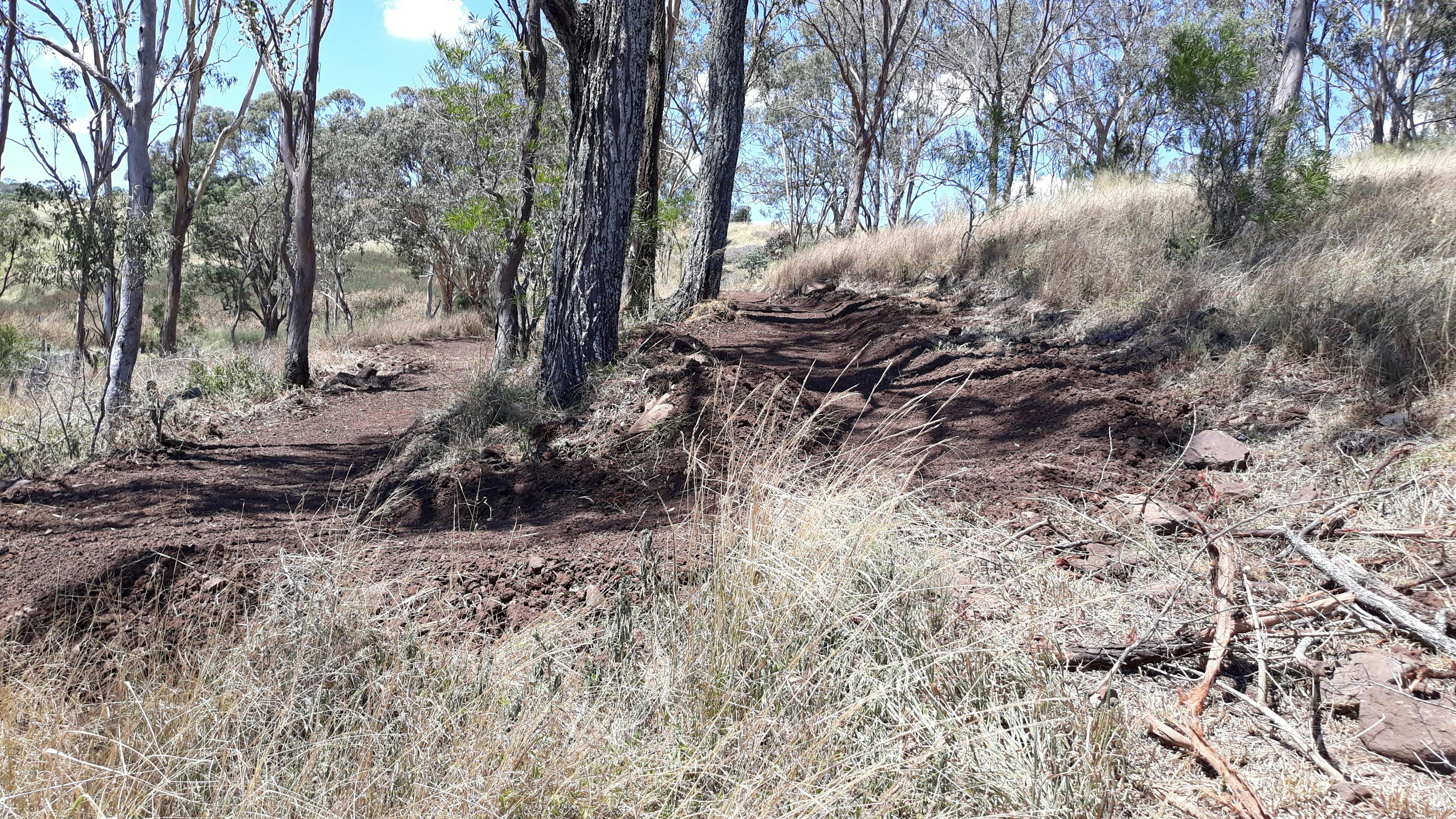 Mount Peel bushwalking, mountain biking and horse-riding trails