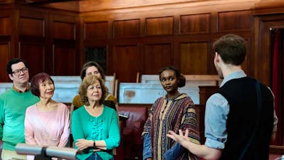 A tour group in the chambers