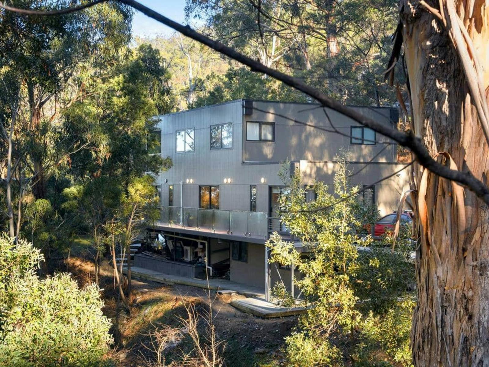 stayinhobart.com.au